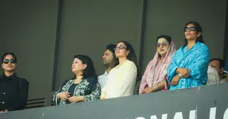 বাংলাদেশ-নিউজিল্যান্ড লড়াই দেখতে গ্যালারিতে জাইমা রহমান